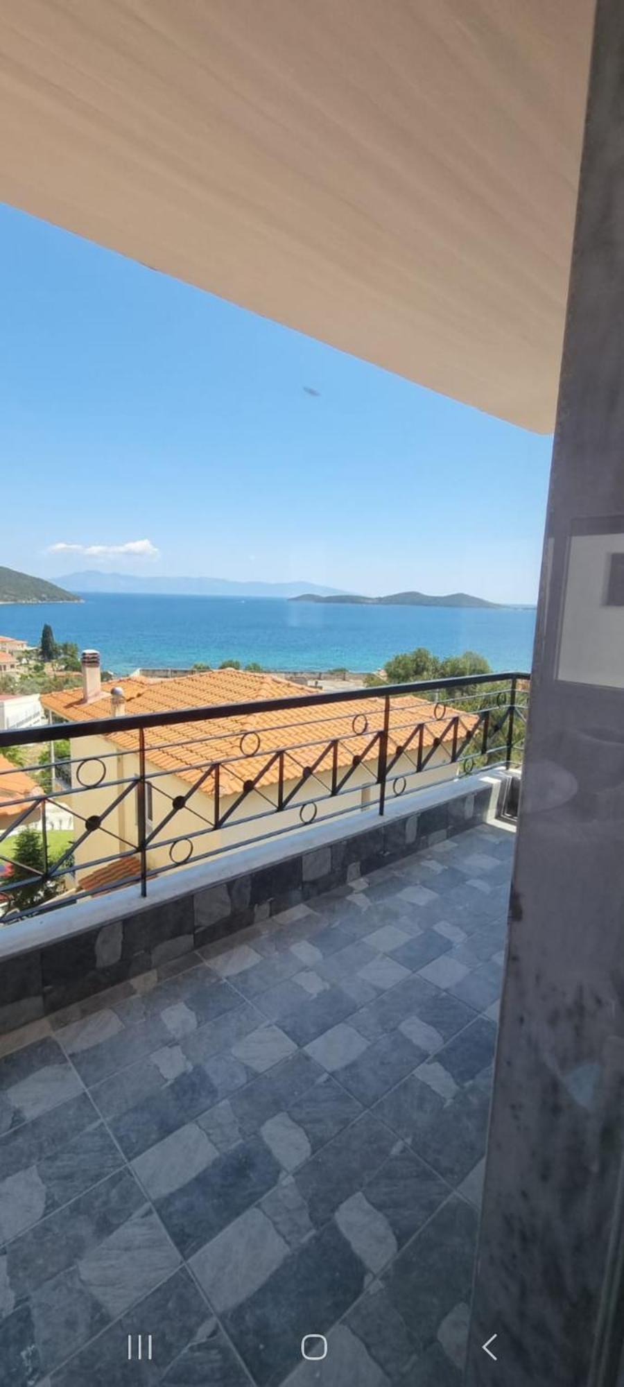 Ellis-Suites Nea Peramos Kavala Bagian luar foto