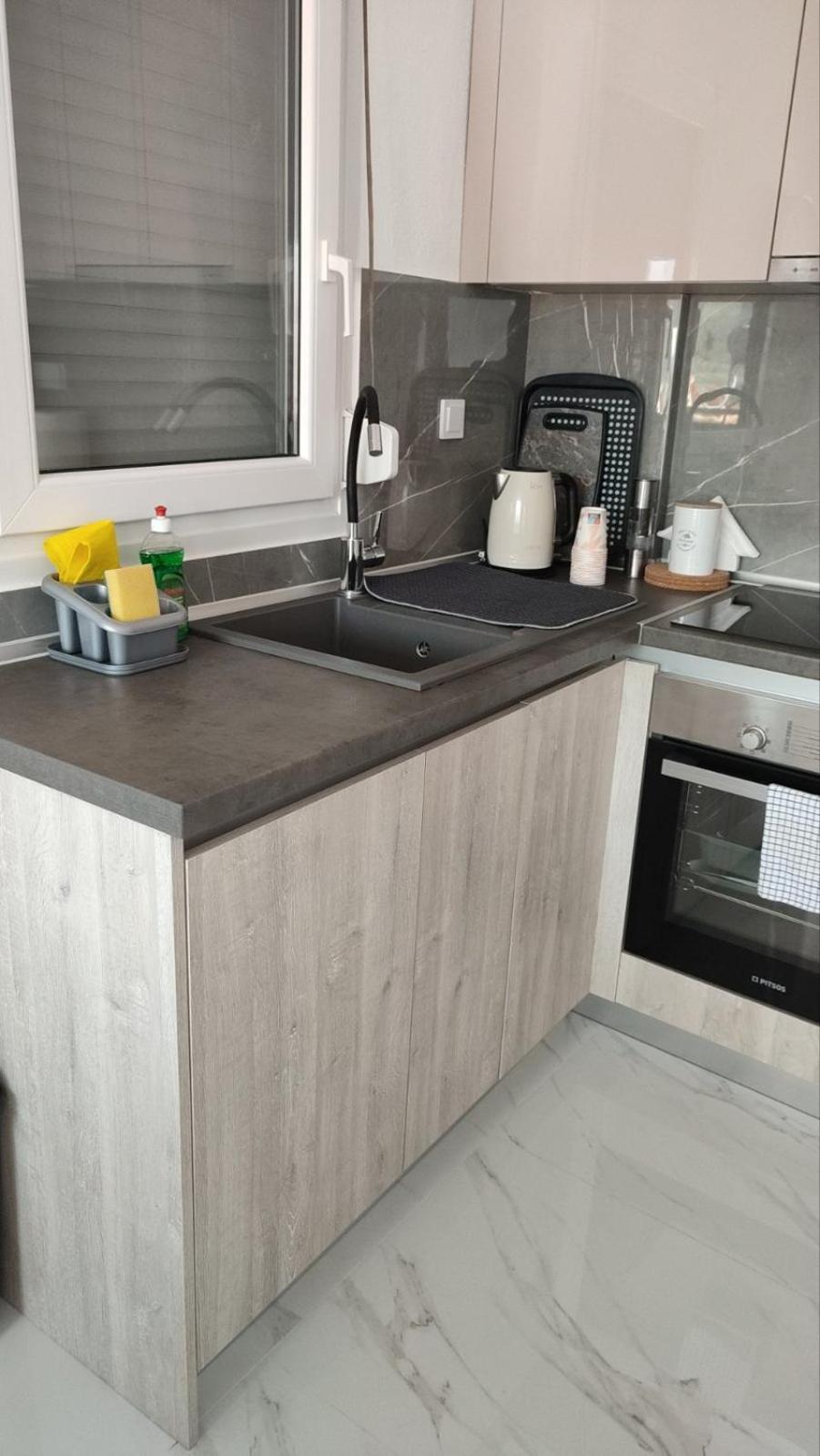 Ellis-Suites Nea Peramos Kavala Bagian luar foto
