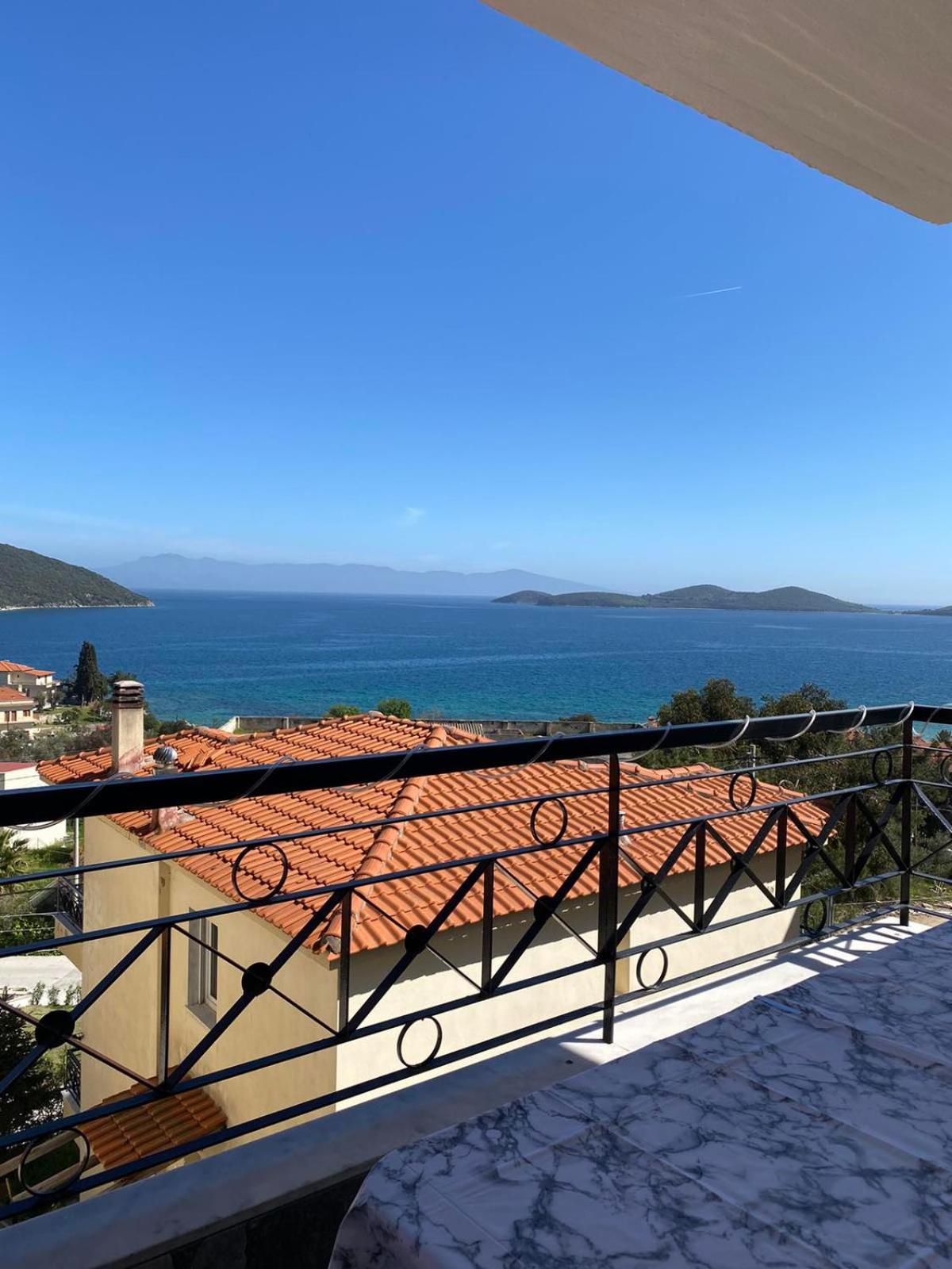 Ellis-Suites Nea Peramos Kavala Bagian luar foto