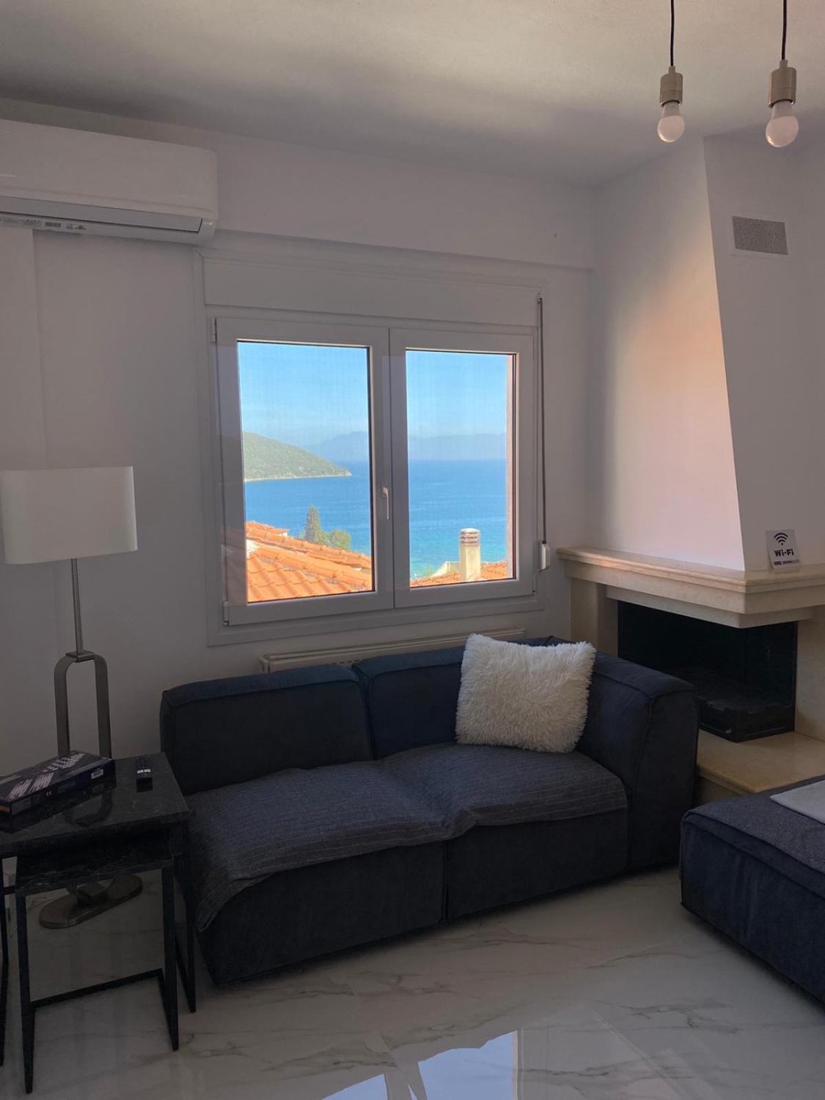 Ellis-Suites Nea Peramos Kavala Bagian luar foto